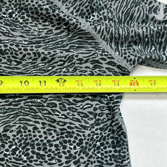 Nike Pro Girls 1/4 Zip Long Sleeve Hooded Pullover Black Size Large - Picture 11 of 12